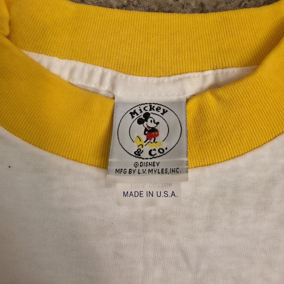 Minnie Mouse - Picture 3 of 5